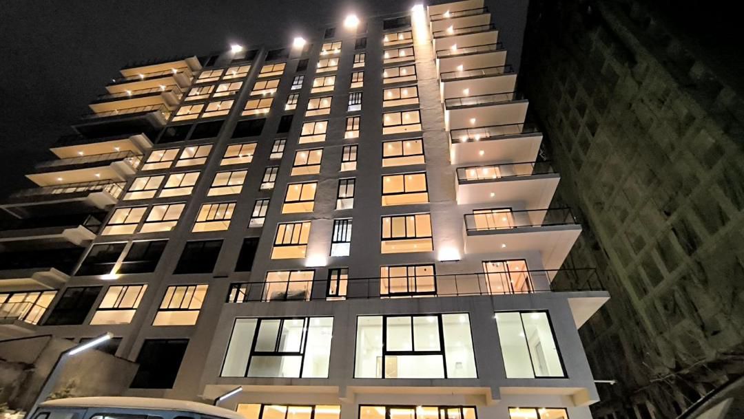 Diplomat Corner Unit photo 5